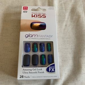 💋KISS Ultimate Illusion Nails💋